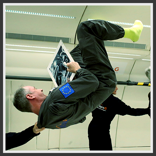 artist in zero gravity 